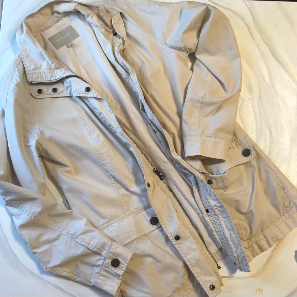 Banana Republic jacket sweater cardigan tan pocket